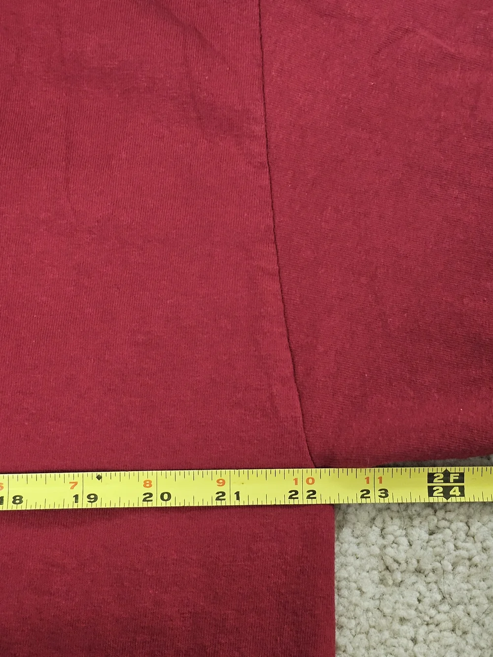 Gildan Red/Maroon T-Shirt with Gold 'NINERS' Football Graphic Size XL